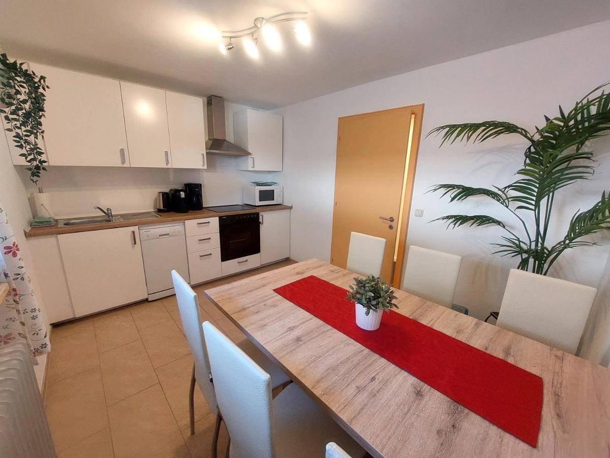 Gaestehaus U Ferienwohnungen Veronika Incl Fruehstuecksbuffet Und Koenigscard Mit 200 Kostenlosen Attraktionen Unterammergau Exterior foto